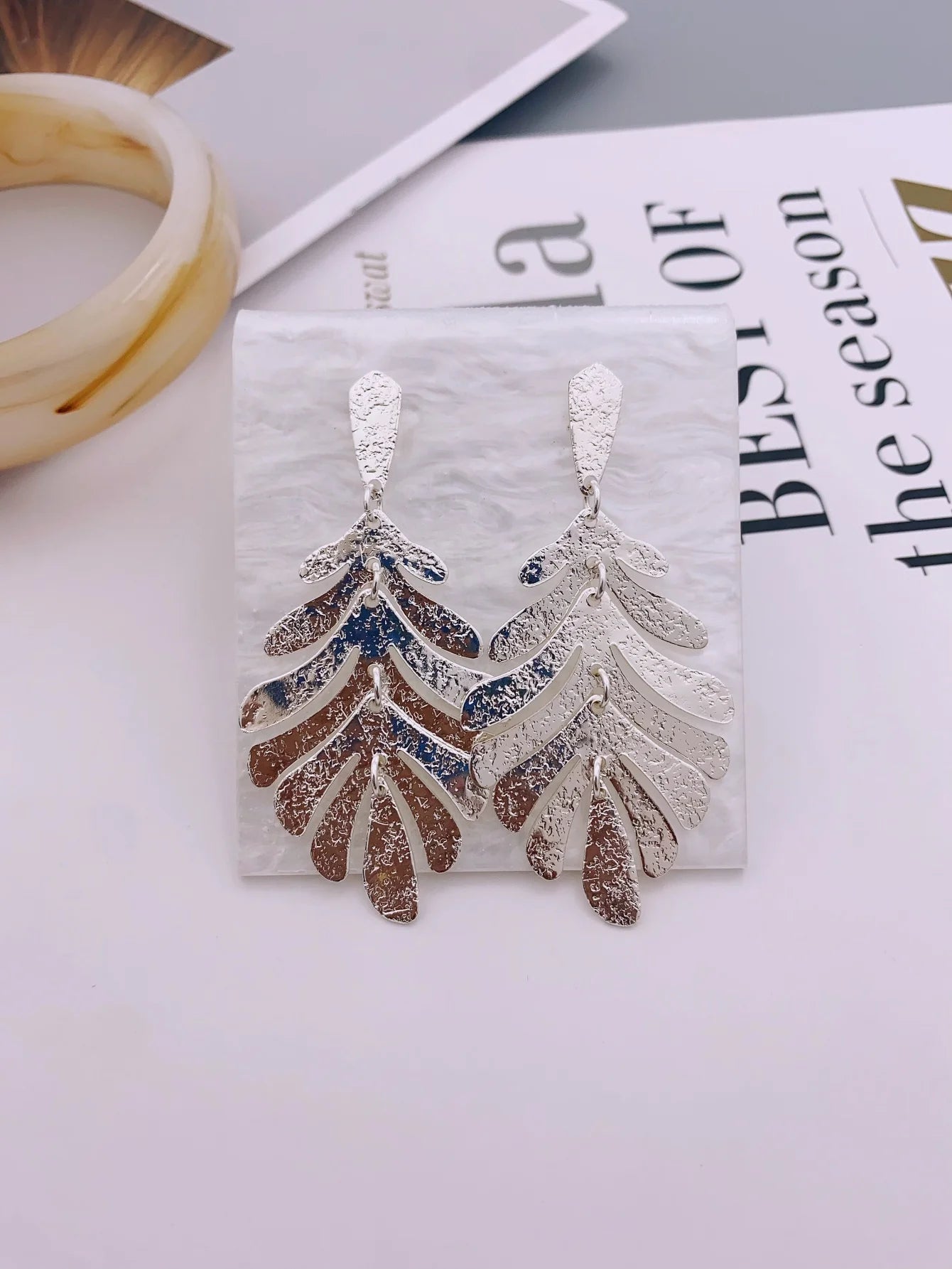 BOUCLES D'OREILLES