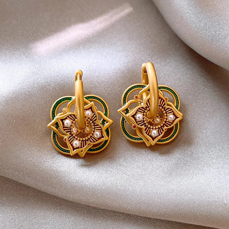 BOUCLES D'OREILLES
