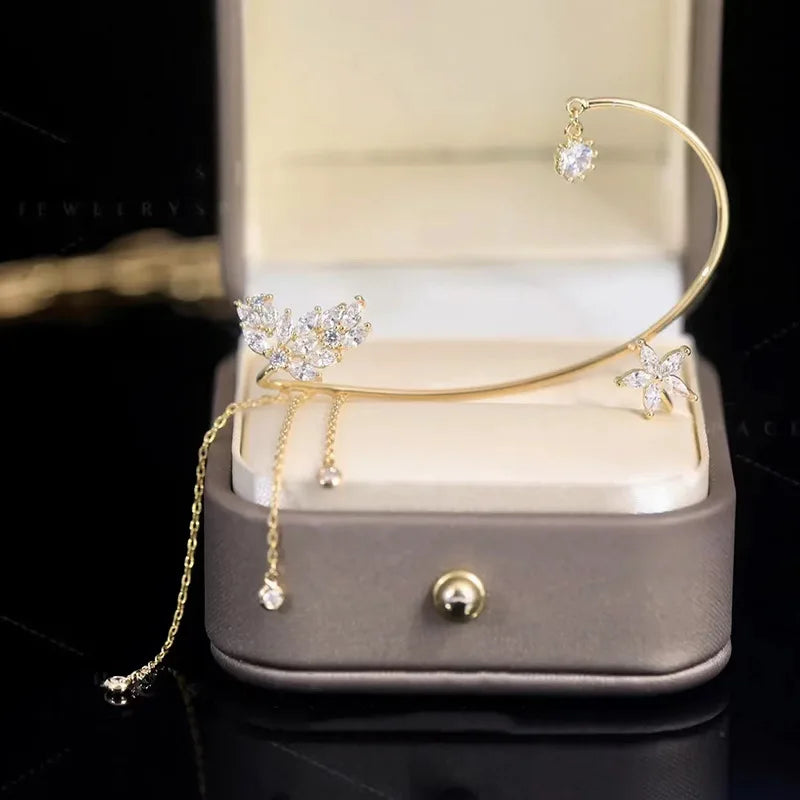 Clip d'oreille doré pour femme