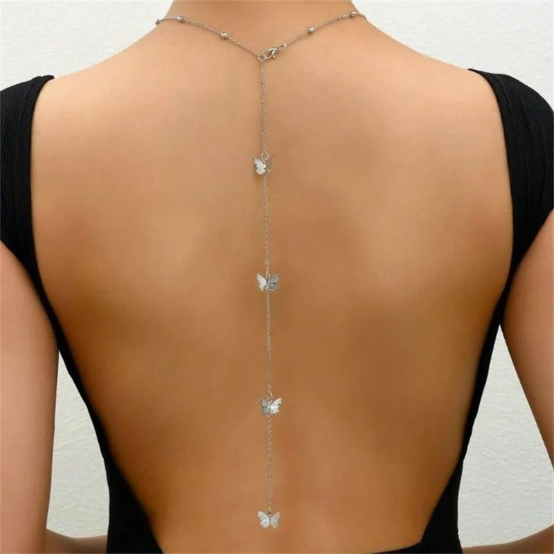Collier papillon à dos nu