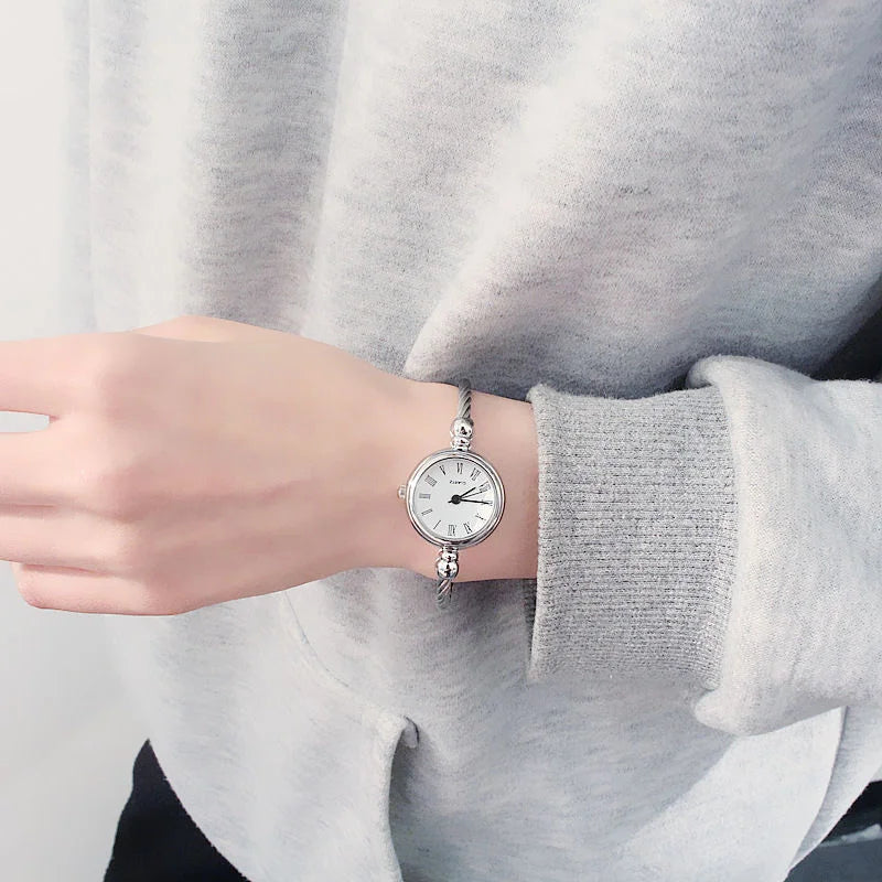 MONTRE EN ACIER INOXYDABLE POUR FEMMES