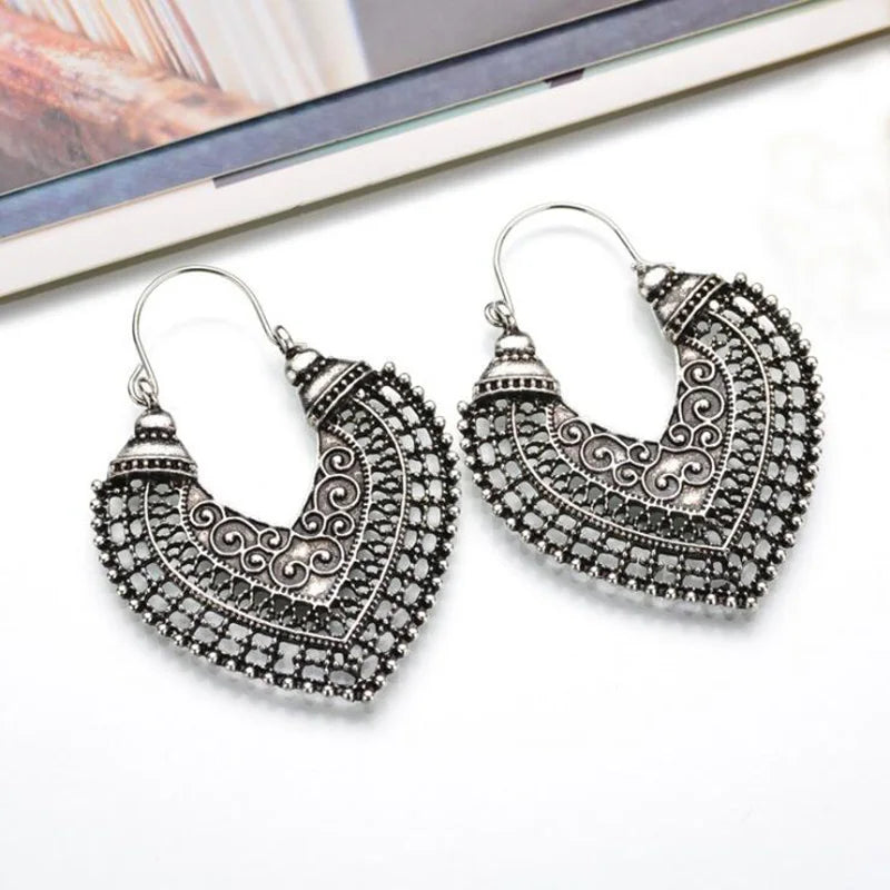 BOUCLES D'OREILLES