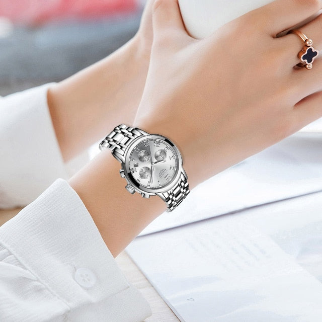 MONTRE TRÈS TENDANCE POUR FEMMES